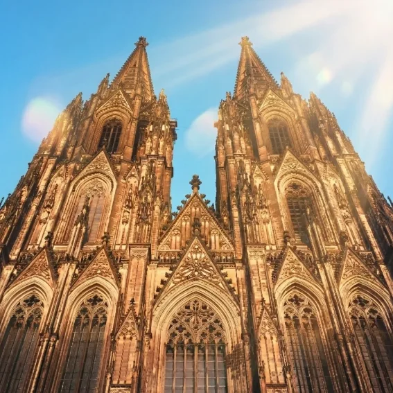 Smart-Locker für Übergaben in Köln – Stadtansicht